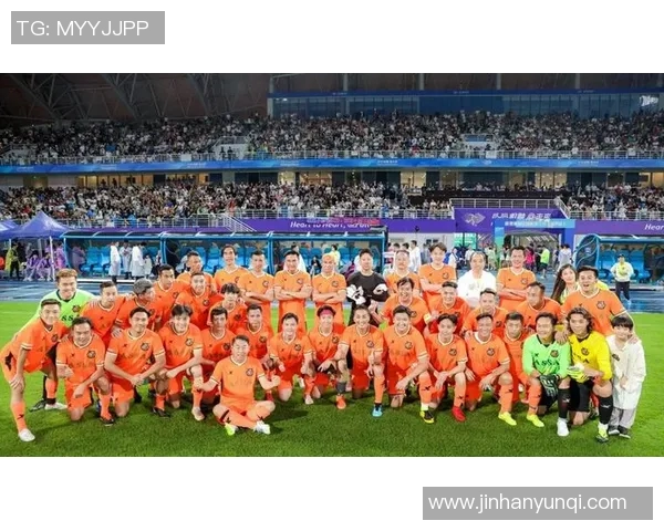 如何与足球明星建立联系并提升个人影响力的有效策略