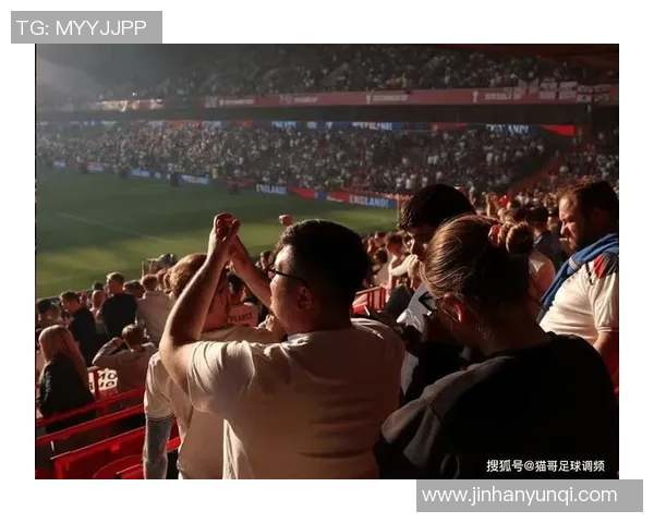 全球球迷数量最多的足球明星及其影响力分析 全球球迷数量最多的足球明星及其影响力分析